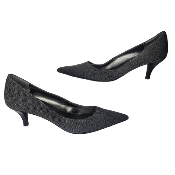 Gray Pointed Toe Heels Womens 6.5 Kitten Slip Ons Dressy Boss Lady Office Siren - Picture 1 of 11